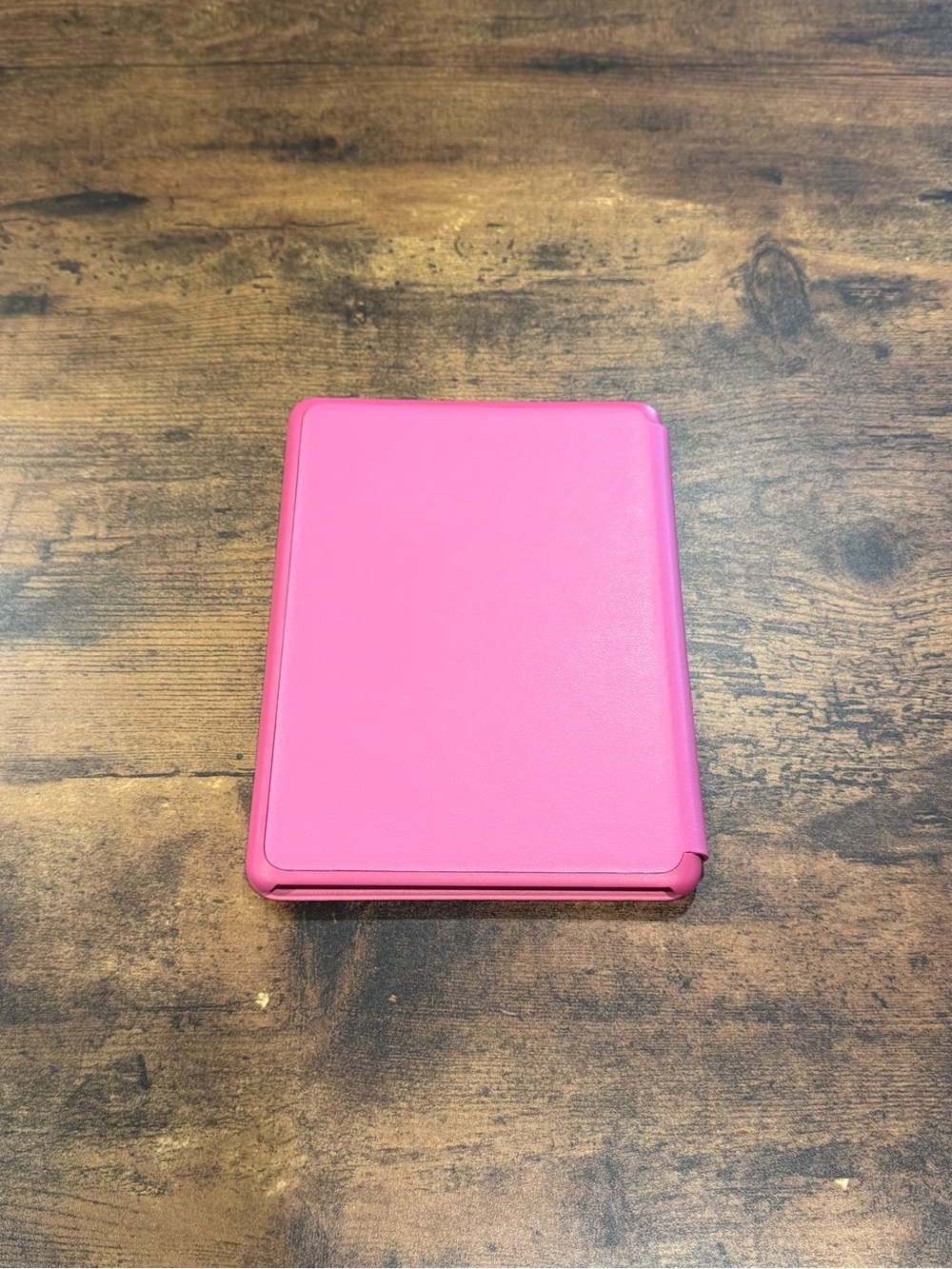 AMAZON Plant Based Leather Case for Kindle Paperwhite 12th Gen - Raspberry - Picture 3 of 5